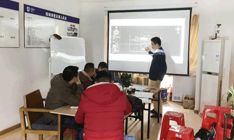 無(wú)錫易純凈化工程公司工程師現場(chǎng)方案講解